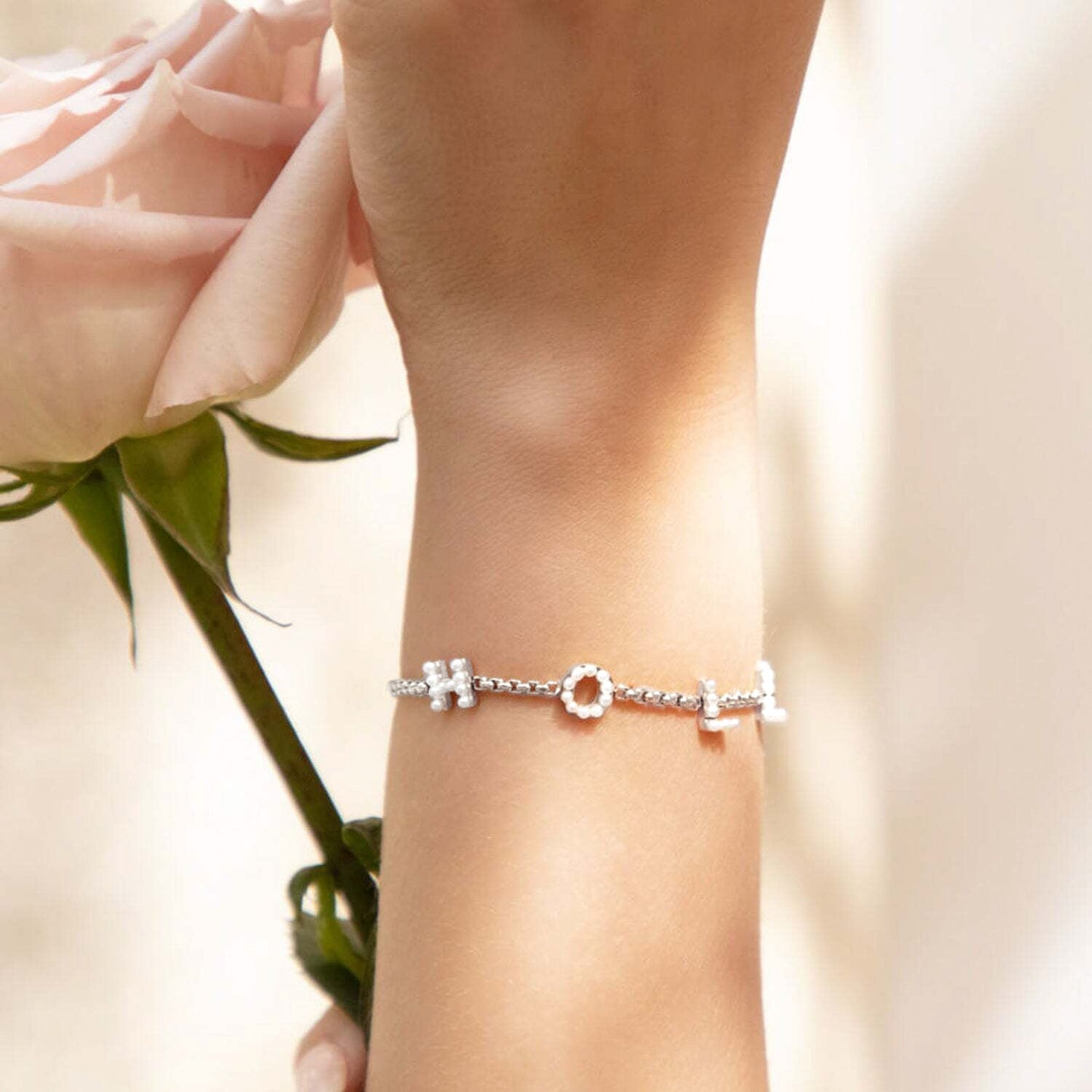 Pearl Custom Name Bracelet (Silver)