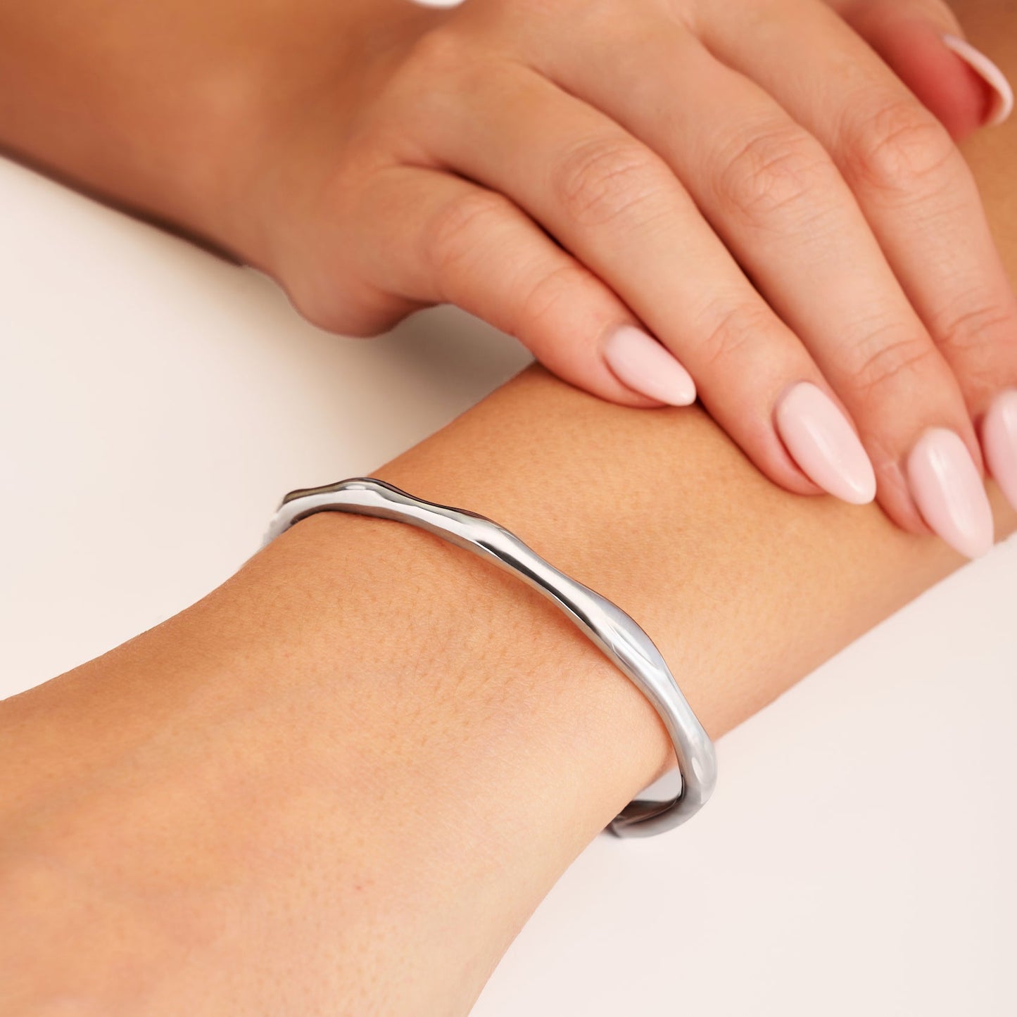Pearl Belgravia & Bangle Set (Silver)